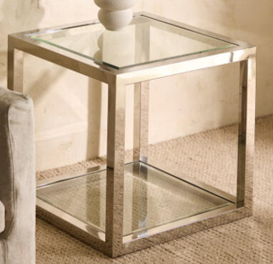 Mesa auxiliar de acero inoxidable Silver El Corte Ingles 395€